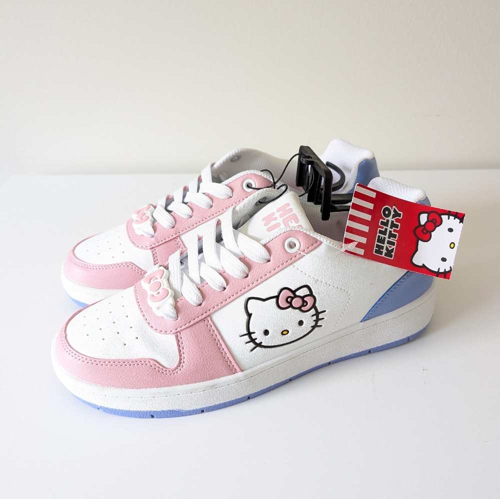NWT Hello Kitty by Sanrio Women's Size 9 Pink Casual Court Sneaker